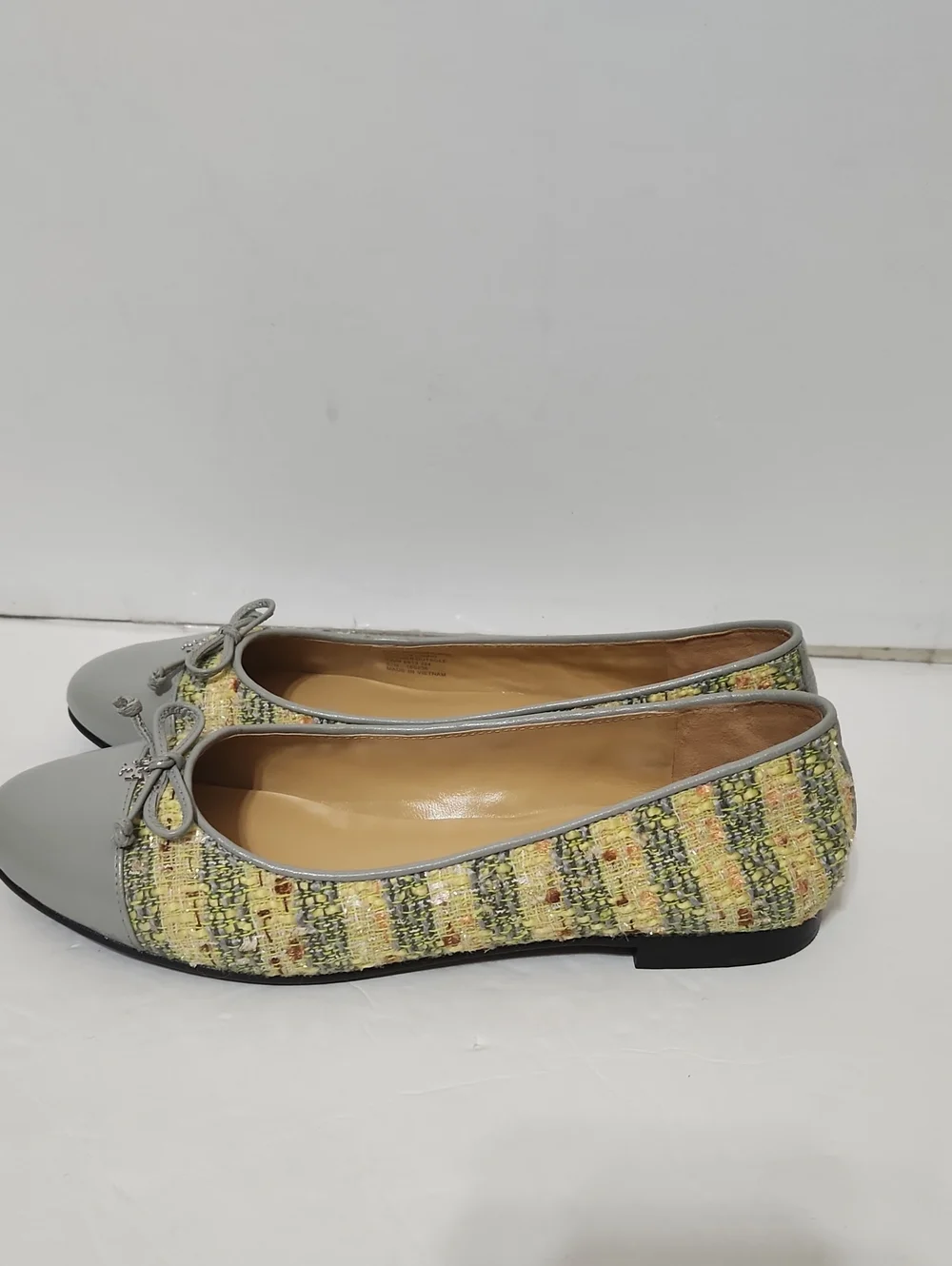 NWOB Tory Burch Leather Tweed Ballet Flats. Size 7.5
